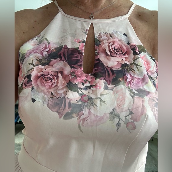 Chi Chi London cocktail dress - Picture 3 of 10